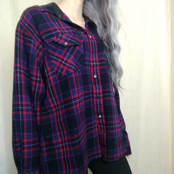 Tops - Oversized Plaid Flannel Purple Blue Red